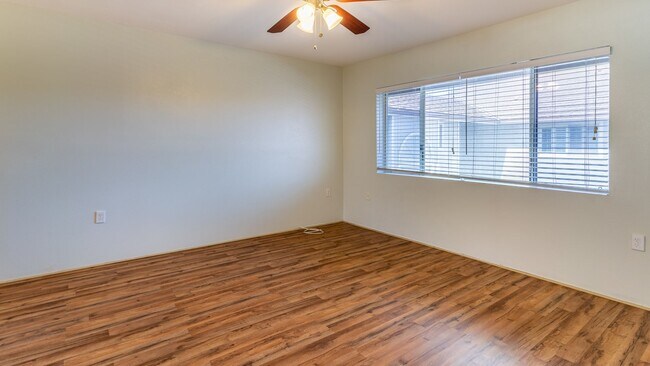 92-1553 Aliinui Dr in Kapolei, HI - Building Photo - Building Photo