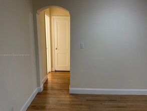 815 W 40th St in Miami Beach, FL - Building Photo - Building Photo