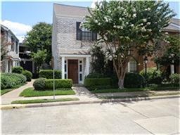 712 Augusta Dr in Houston, TX - Building Photo