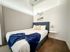 403 W 4th St N in Newton, IA - Foto de edificio - Building Photo