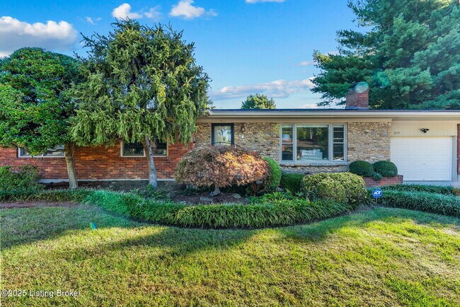 1515 Vivian Ln in Louisville, KY - Building Photo - Building Photo