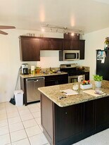 13754 Mango Dr, Unit 313 in Del Mar, CA - Building Photo