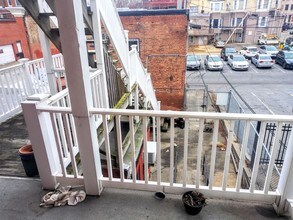 2102 N Charles St-Unit -1 in Baltimore, MD - Building Photo - Building Photo