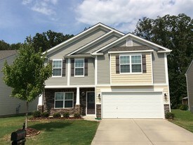 211 Lindpoint Ln in Monroe, NC - Building Photo