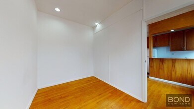 214 First Avenue in Manhattan, NY - Building Photo - Building Photo