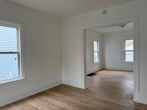 69 Kingston St in Rochester, NY - Building Photo - Building Photo