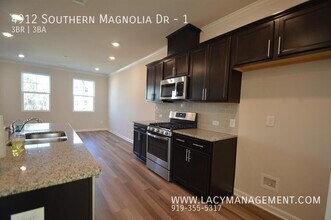 4912 Southern Magnolia Dr in Raleigh, NC - Building Photo - Building Photo