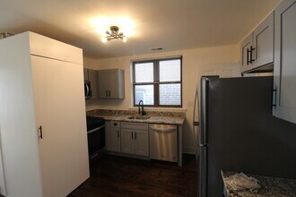 2242 S Spaulding Ave in Chicago, IL - Building Photo - Building Photo