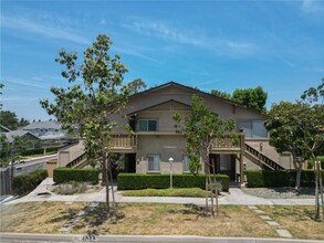 81 Rockwood, Unit 42 in Irvine, CA - Foto de edificio - Building Photo