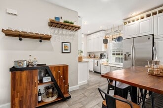 27 Champa St in Newton, MA - Building Photo - Building Photo