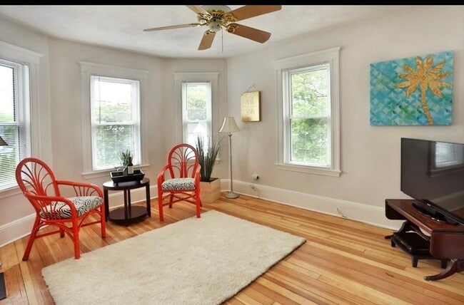 34 Birch St, Unit 2 in Saugus, MA - Building Photo - Building Photo