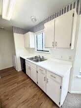 728 W San Antonio St in Lockhart, TX - Building Photo - Building Photo