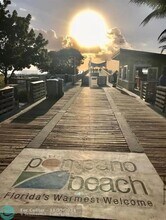 3221 NE 7th St-Unit -Back in Pompano Beach, FL - Foto de edificio - Building Photo