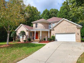 5524 Strabane Dr in Matthews, NC - Building Photo