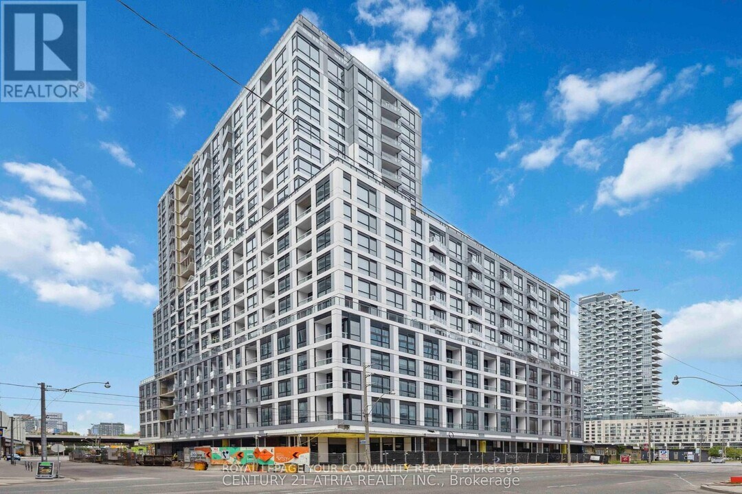 15 Richardson St in Toronto, ON - Building Photo