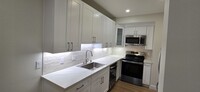 21212 Merridy St, Unit 214 in Chatsworth, CA - Building Photo - Building Photo