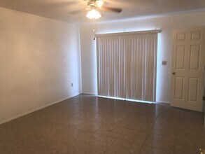 3561 Tomahawk Dr in Lake Havasu City, AZ - Building Photo - Building Photo