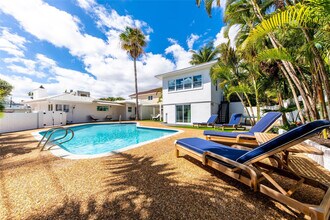 3329 NE 17th St in Fort Lauderdale, FL - Building Photo - Building Photo