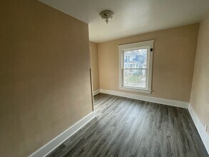 536 S 11th St in New Castle, IN - Building Photo - Building Photo