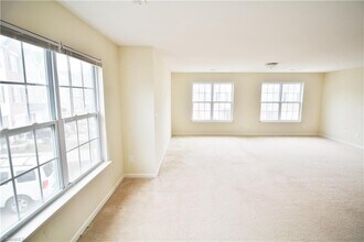 44 Ackland Dr in Greensboro, NC - Building Photo - Building Photo