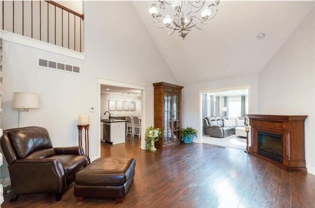 15126 Glenwood in Overland Park, KS - Building Photo - Building Photo