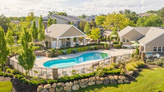 Hidden Lakes Apartments in Grand Rapids, MI - Building Photo