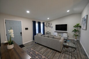 1917 Wolford Rd in Clearwater, FL - Building Photo