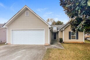 6697 Biscayne in Rex, GA - Building Photo