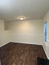 Room in Townhome on Destin Cir in Snellville, GA - Building Photo - Building Photo