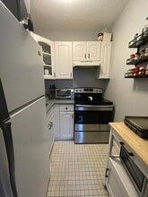 813 E Broadway, Unit #3 in Boston, MA - Building Photo - Building Photo