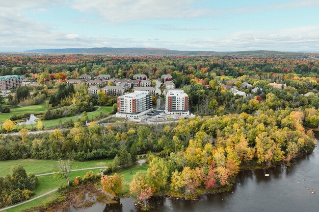 Château golf in Gatineau, QC - Building Photo - Building Photo