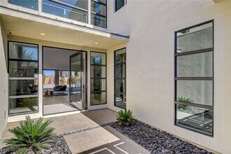11460 Ruby Falls Way in Las Vegas, NV - Building Photo - Building Photo