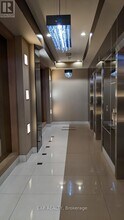 1-1111 De Boers Dr in Toronto, ON - Building Photo - Building Photo