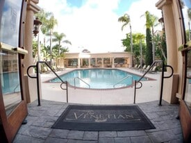 3975 Nobel Dr, Unit #290 Private Room+Bath in San Diego, CA - Building Photo