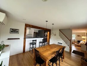 9 Larkin Ln in Salem, MA - Building Photo - Building Photo
