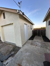 2712 E Woodson Rd in Acampo, CA - Building Photo - Building Photo