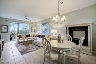 4000 Loblolly Bay Dr in Naples, FL - Foto de edificio - Building Photo