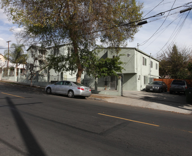 1516 Talmage St in Los Angeles, CA - Building Photo - Building Photo