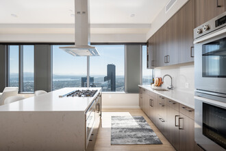 The Residences at Rainier Square in Seattle, WA - Foto de edificio - Interior Photo