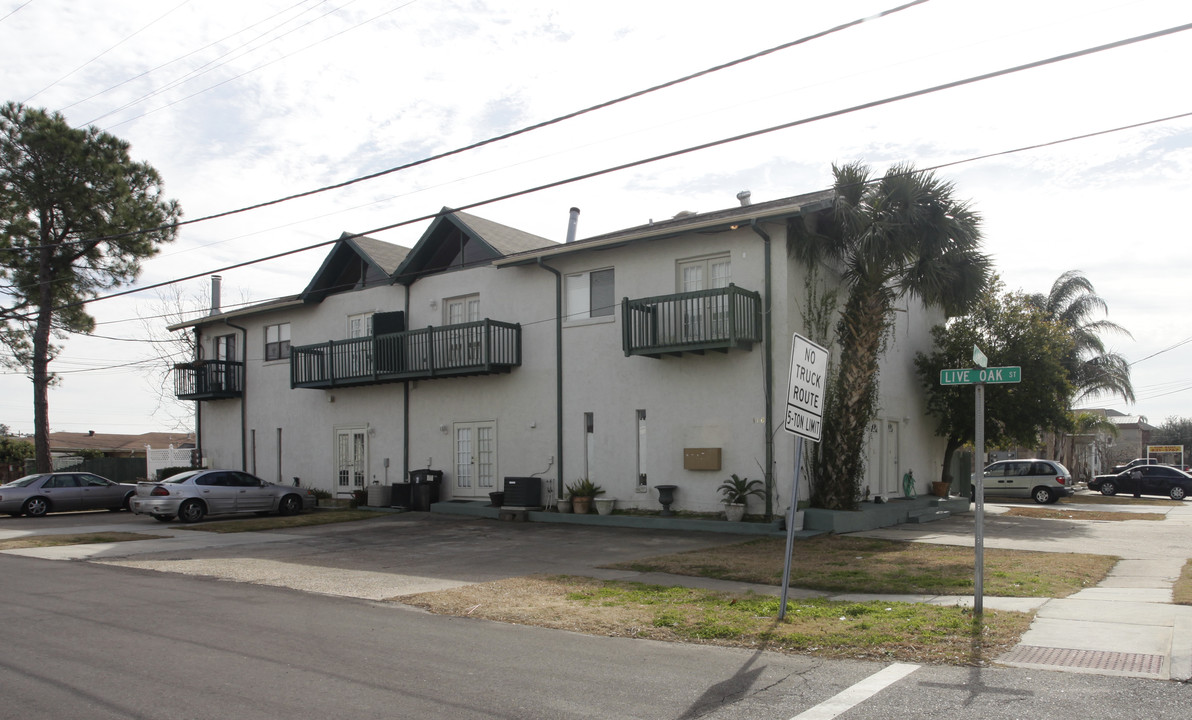 116 Live Oak St in Metairie, LA - Building Photo