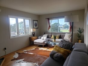 717 Rolph St in San Francisco, CA - Foto de edificio - Building Photo