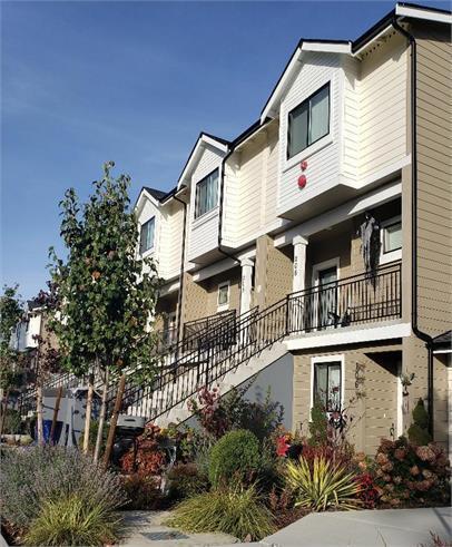 Allenmore Brownstones in Tacoma, WA - Foto de edificio