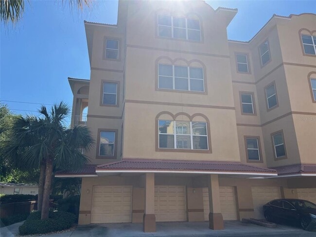 642 Wells Ct in Clearwater, FL - Building Photo - Building Photo