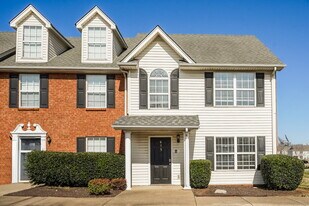 675 Legacy Dr in Smyrna, TN - Building Photo