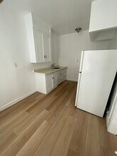 919 S. Manhattan Pl in Los Angeles, CA - Building Photo - Building Photo