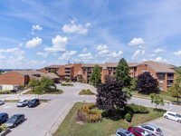 Parkview Village in Whitchurch-Stouffville, ON - Building Photo - Building Photo