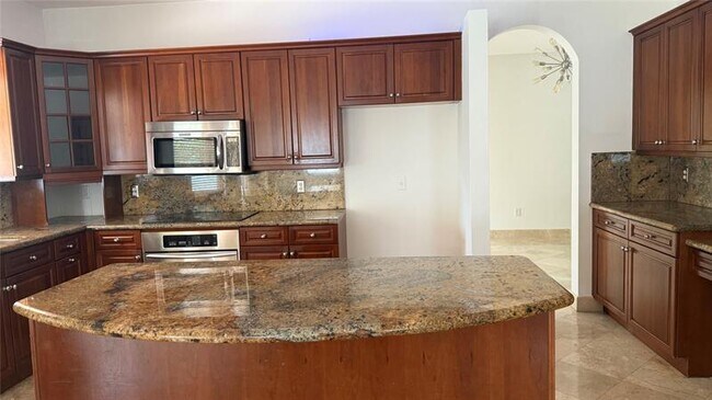 16848 SW 16th St in Pembroke Pines, FL - Building Photo - Building Photo