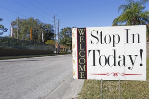 Harbor Oaks Apartments