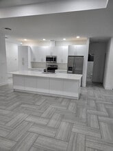 239 Ave Del Centro in Clewiston, FL - Building Photo - Building Photo