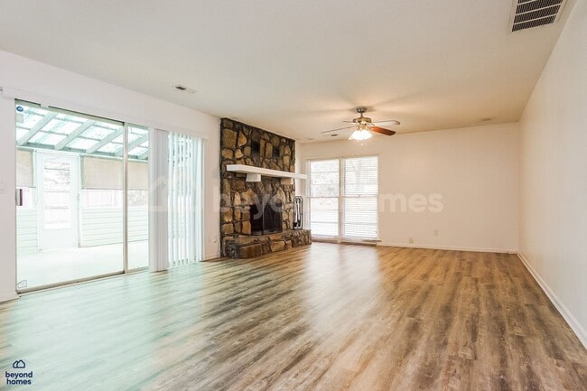 25 Monte Tierra Trail in Alabaster, AL - Building Photo - Building Photo